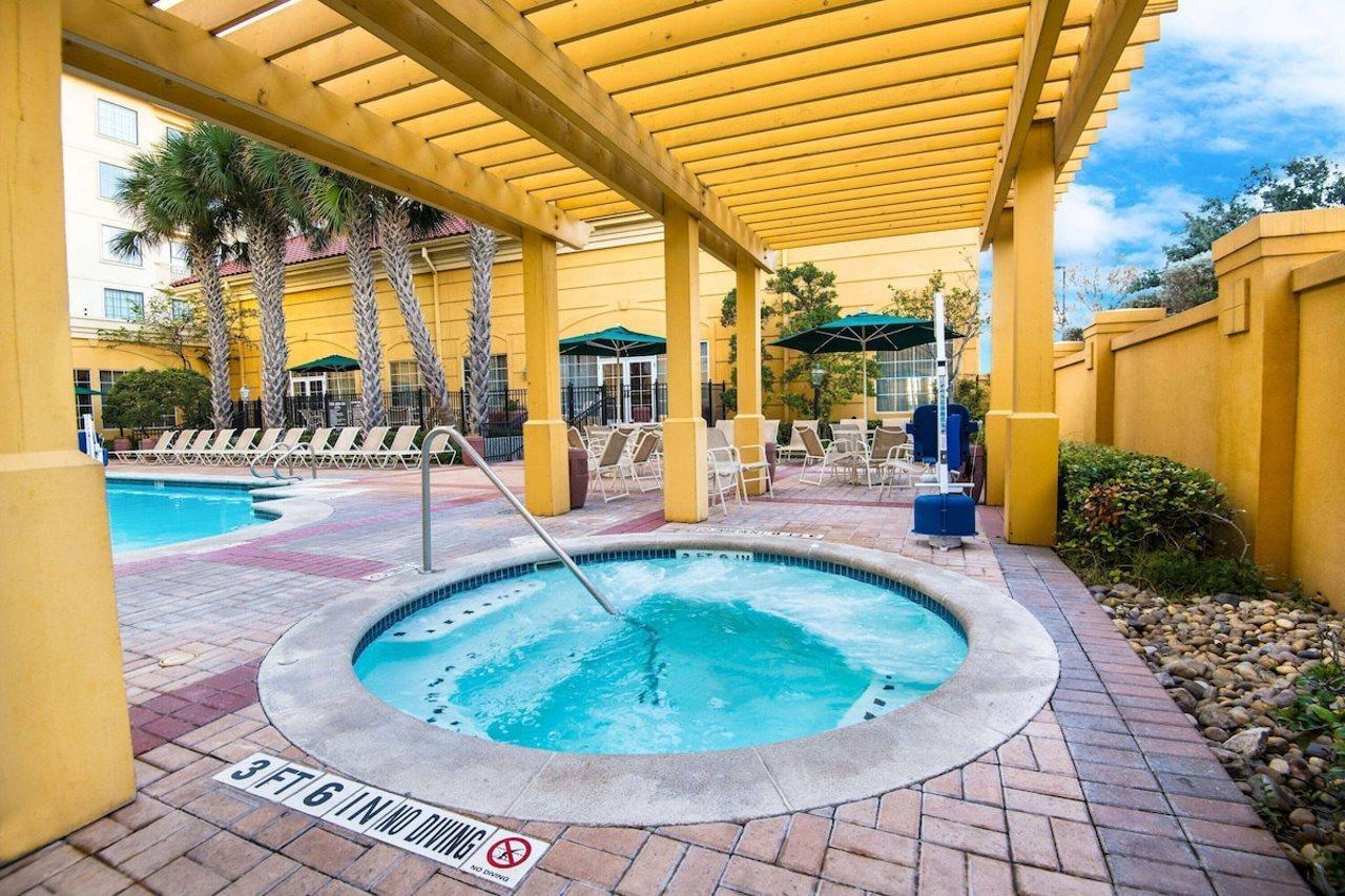 La Quinta Inn & Suites By Wyndham San Antonio Riverwalk Экстерьер фото