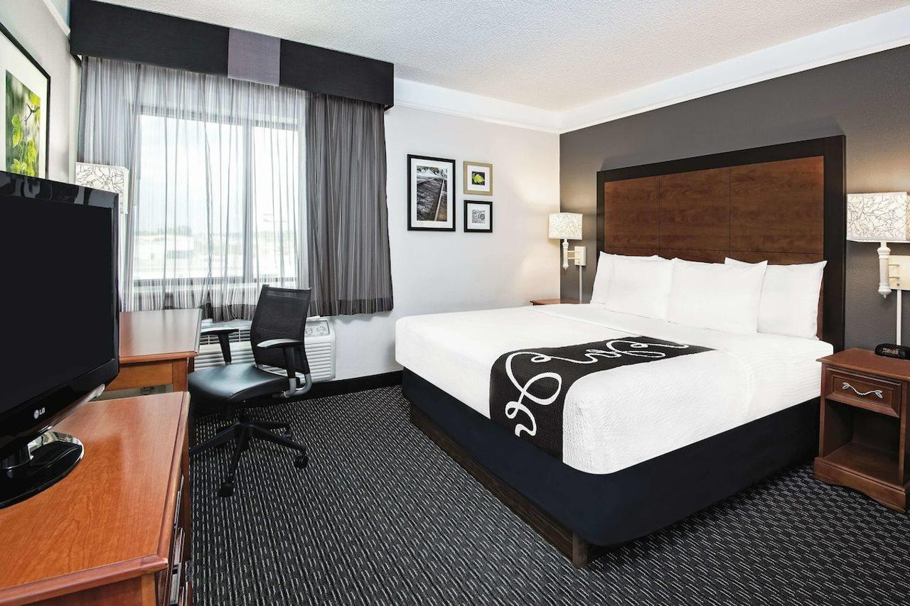 La Quinta Inn & Suites By Wyndham San Antonio Riverwalk Экстерьер фото